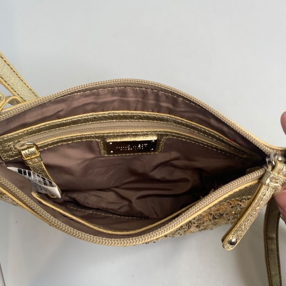 Nine West "Flash Lite" Gold Sequin Crossbody Purse 9" x 6" x 2" MSRP $40 - Picture 16 of 16